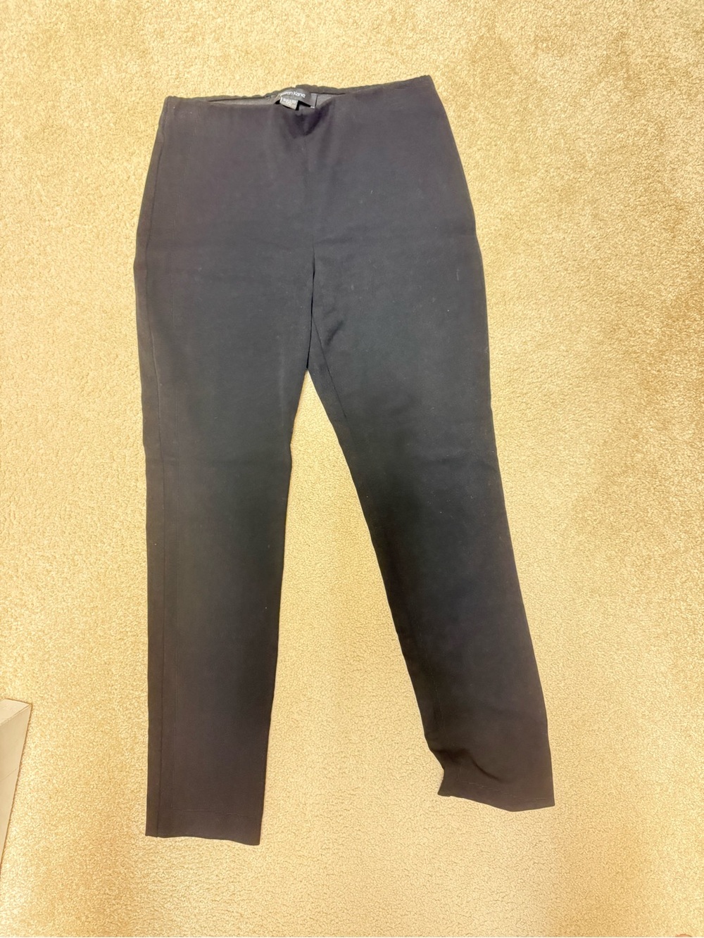 Karen Kane Black Tailored Ankle Pants